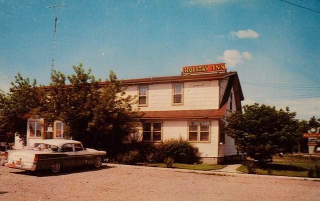 Holiday Inn Near Sault Ste Marie (newer photo)
